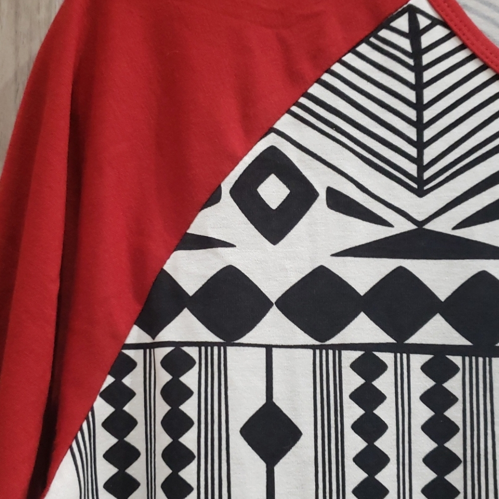 Aztec raglan tee - Picture 2 of 4